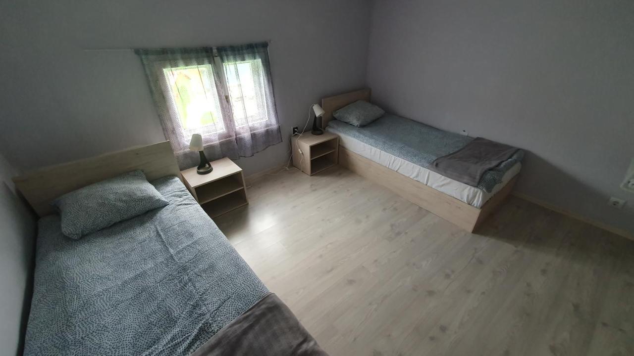 Стаи За Гости Sun House Apartment Varna Exterior foto