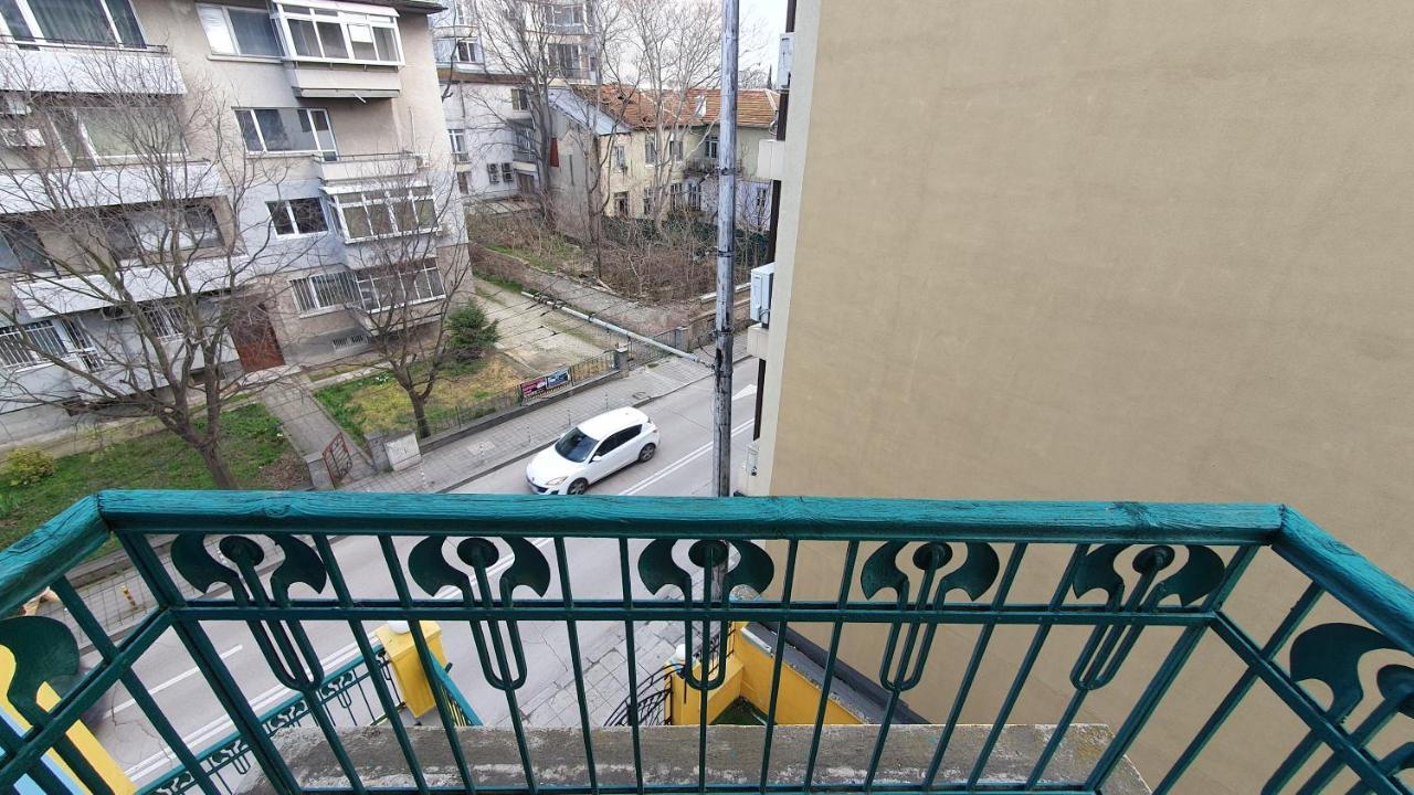 Стаи За Гости Sun House Apartment Varna Exterior foto