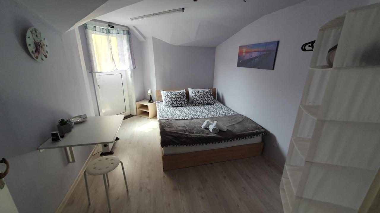 Стаи За Гости Sun House Apartment Varna Exterior foto